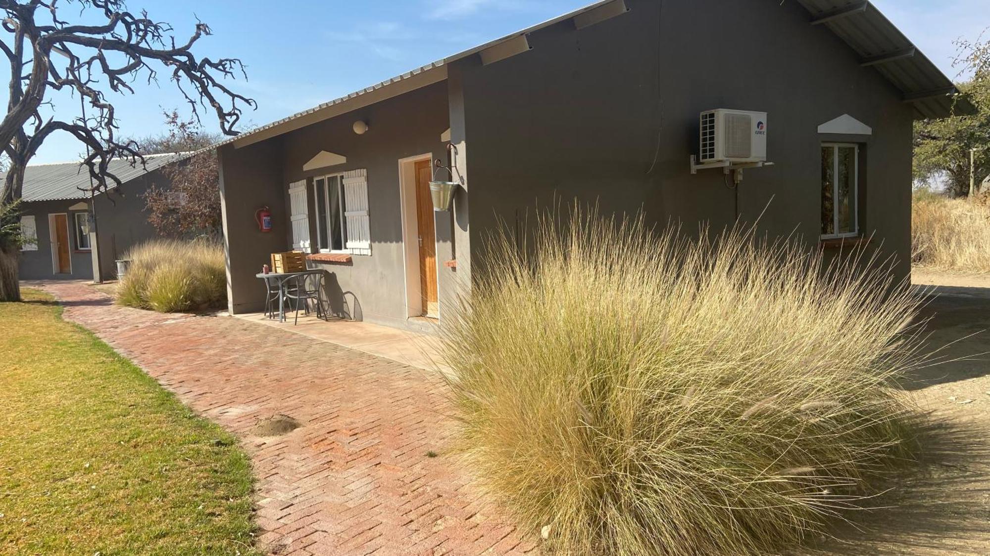 Out Of Nature Country Lodge Windhoek Bagian luar foto