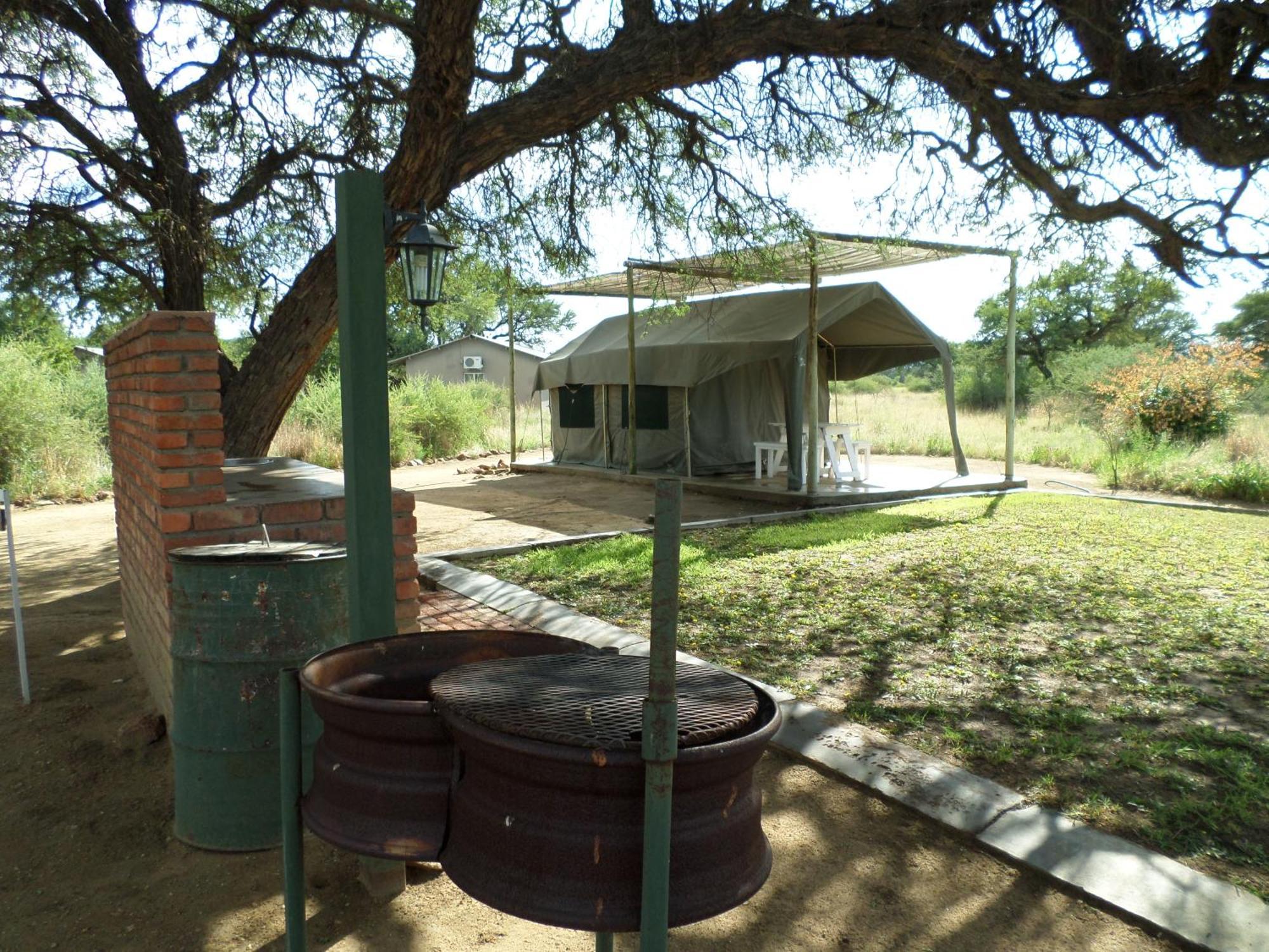 Out Of Nature Country Lodge Windhoek Bagian luar foto
