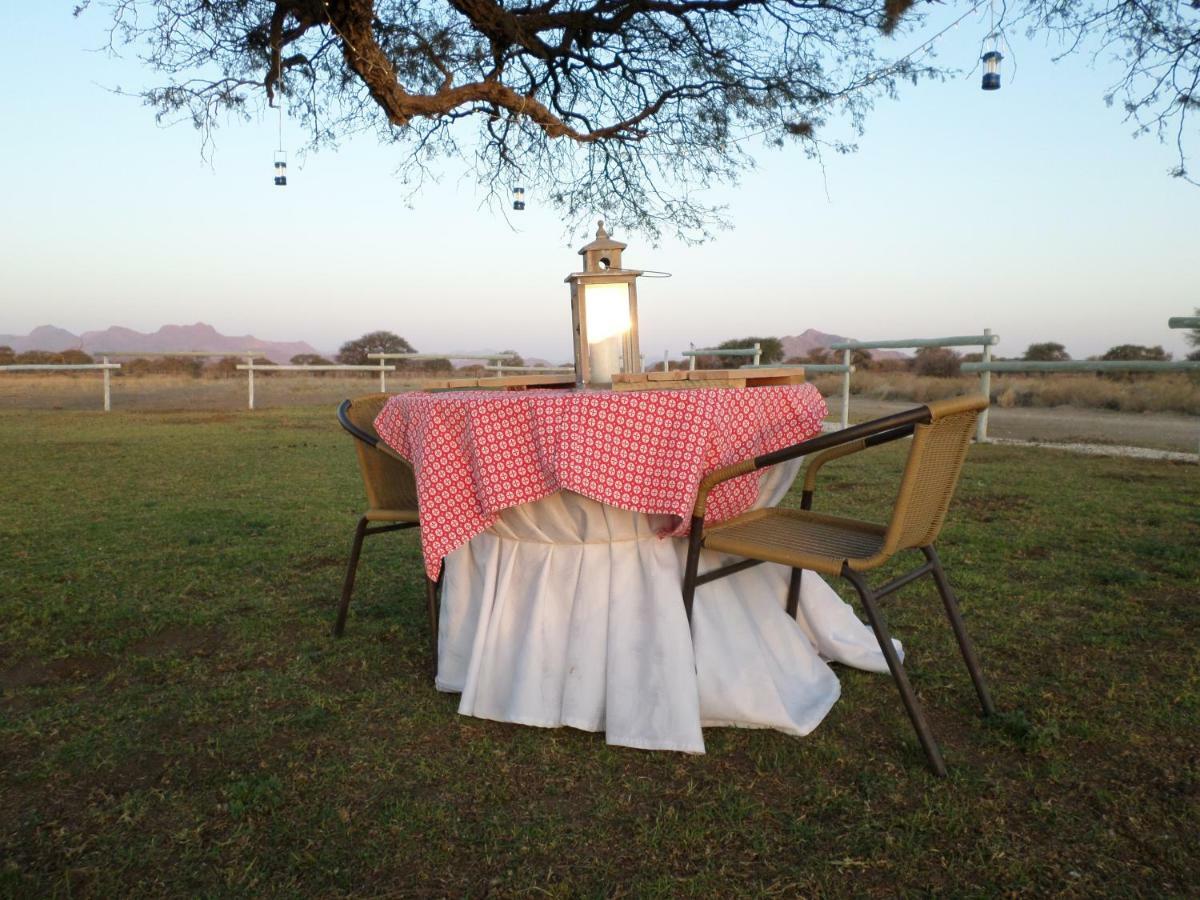 Out Of Nature Country Lodge Windhoek Bagian luar foto